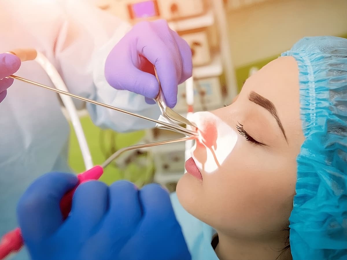 جراحی زیبایی با اندوسکوپی؛ روشی نوین برای نتایج طبیعی‌تر